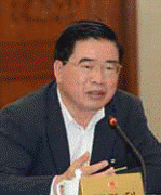 正在总则一章中添加严禁剧毒农药的出产、